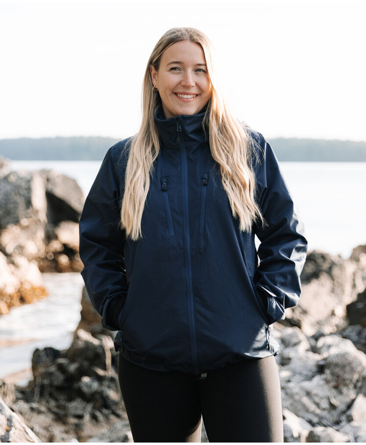 Women’s Scirocco lightweight shell Thumbnail