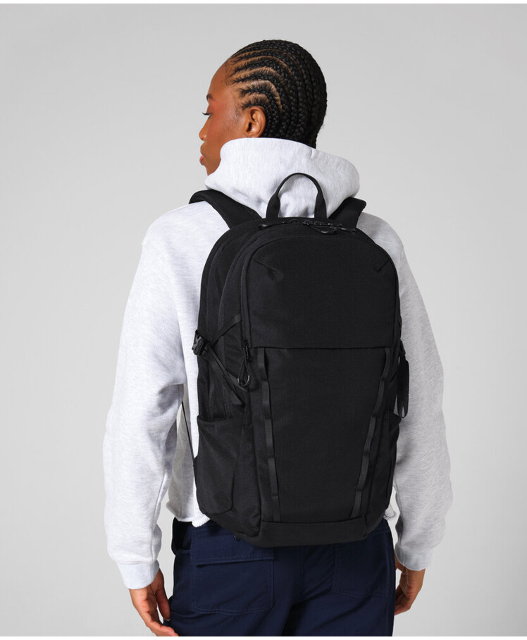 Active outdoor 25 litre daypack Thumbnail