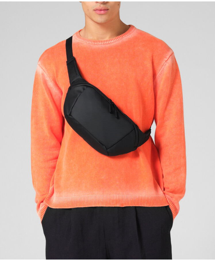Everyday carry 5 litre cross-body Thumbnail