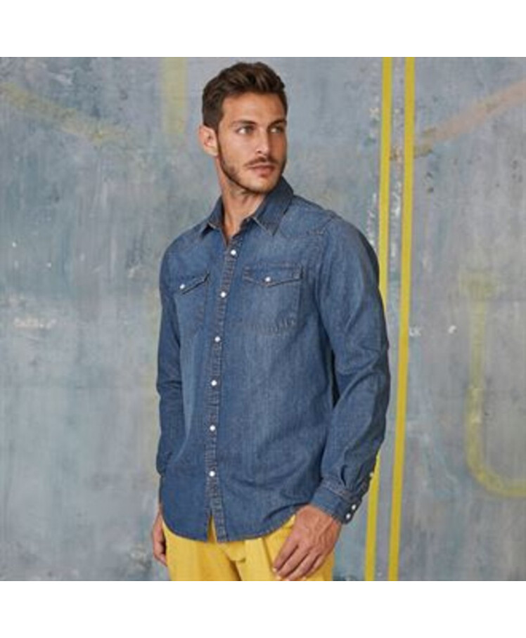 Men's long-sleeved denim shirt Thumbnail