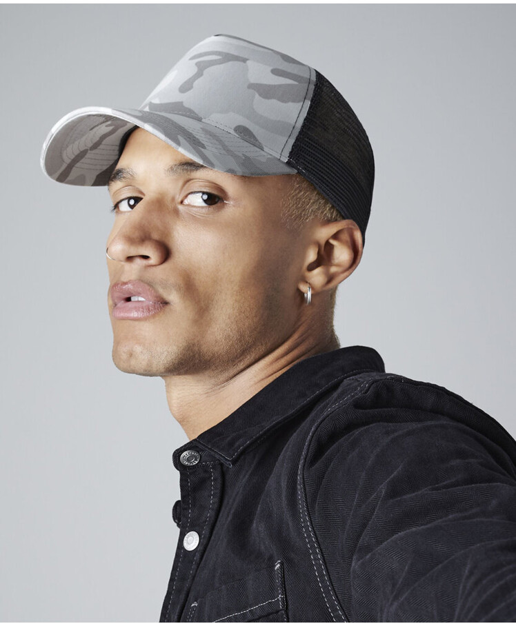 Camo snapback trucker Thumbnail