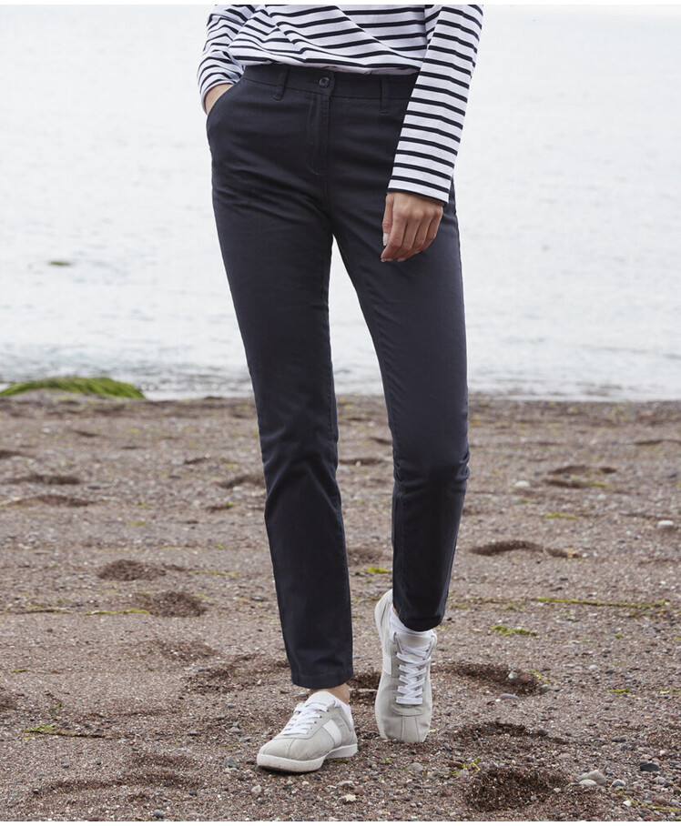 Women's stretch chinos Thumbnail