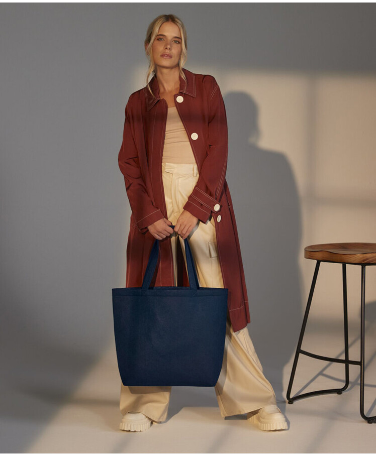 Felt shopper Thumbnail