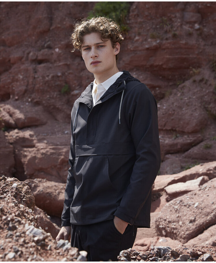 Pullover half-zip jacket Thumbnail