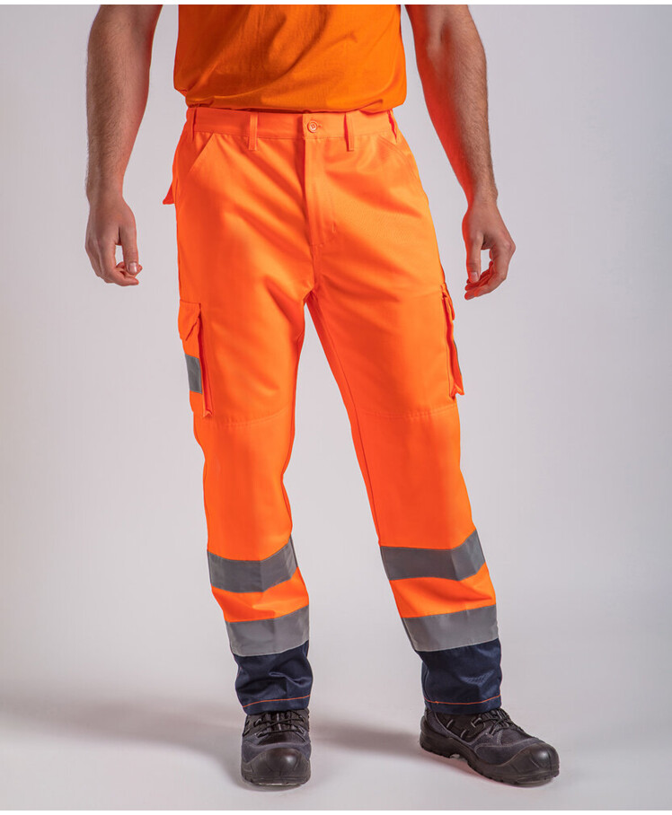 Cargo trousers Thumbnail